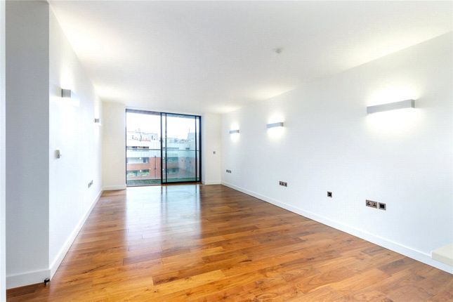 Flat for sale in Bolsover Street, London