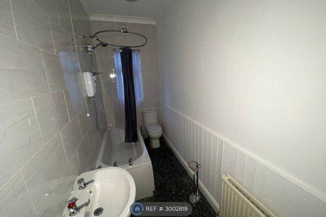 Aketon Road, Castleford photo 2