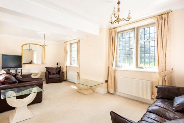 1, Little Horwood Manor, Milton Keynes photo 2