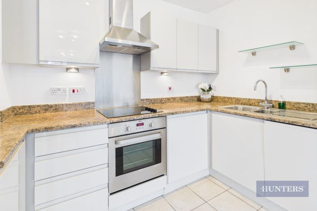 18, Colbalt Quarter, Maritime Walk, Southampton photo 3