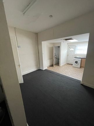 9, Bempton Place WEST YORKSHIRE, BRADFORD photo 5