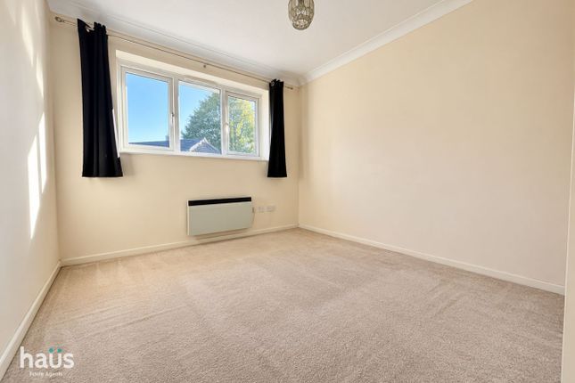 16, Goodall Close, Gillingham photo 5