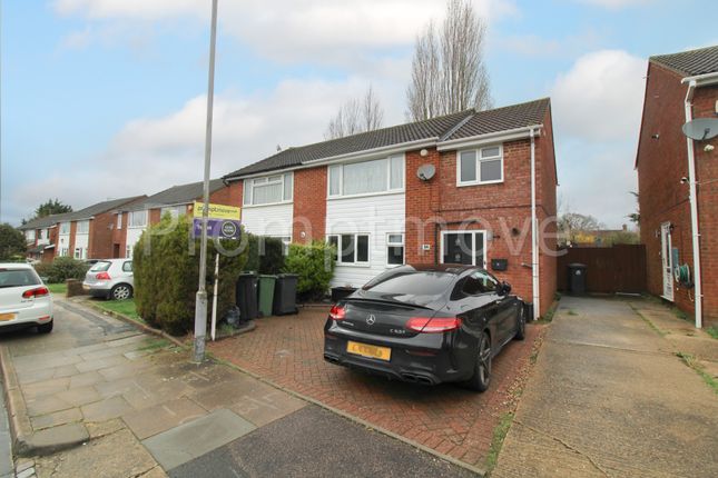 Property to rent in Alfriston Close, Luton