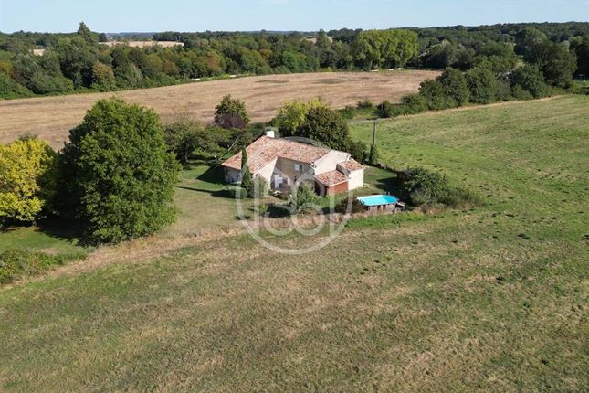 Property for sale in Creon, 33750, France, Aquitaine, Créon, 33750, France