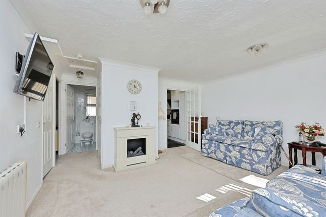 22, Northwell Place, Swaffham photo 3