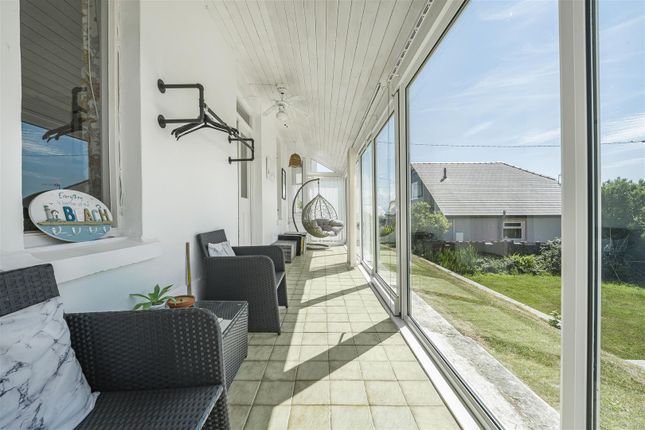 24, Craig Yr Eos Road, Ogmore-By-Sea Bridgend photo 3