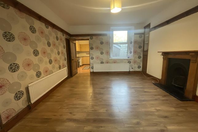 39, Cwmamman Road, Ammanford photo 2