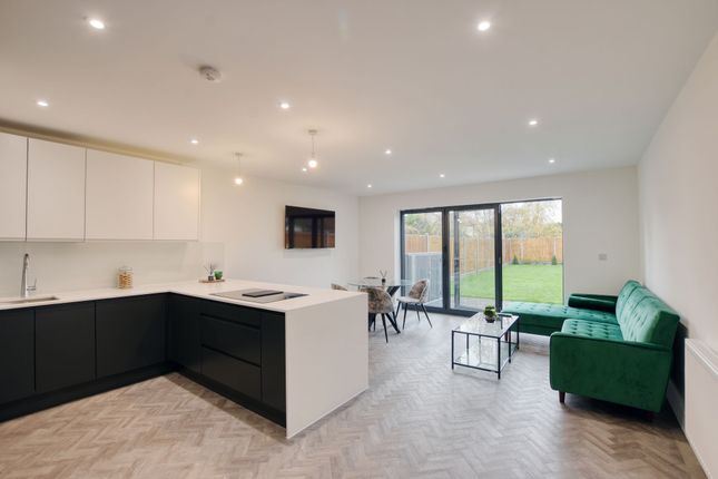 Thumbnail Terraced house to rent in Richmond Avenue, Shoeburyness