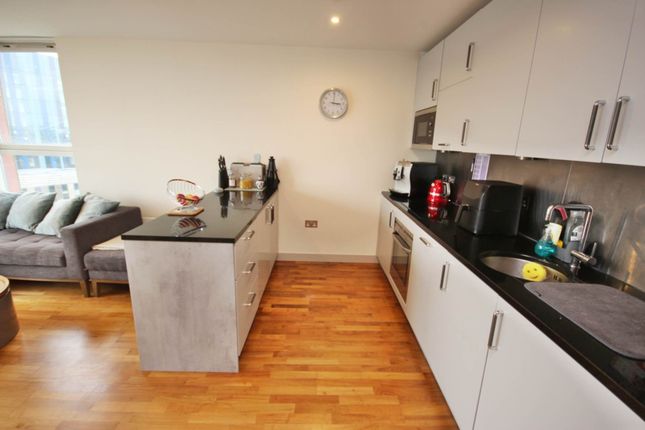 84 City Lofts, The Quays, Salford photo 4