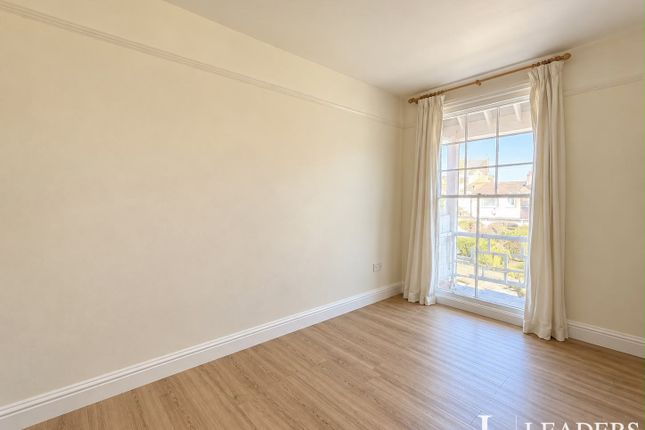 Flat 2, 106, Queens Road, Felixstowe photo 5