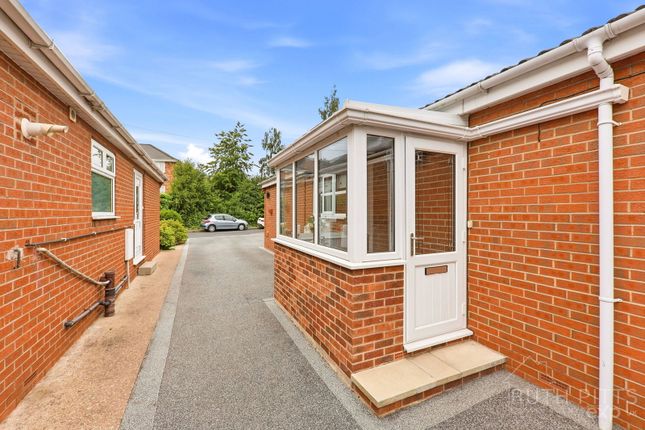 2, Moorhouse Court Mews, Pontefract photo 4