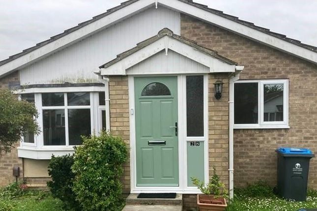 Thumbnail Detached bungalow to rent in Edgeworth Drive, Carterton