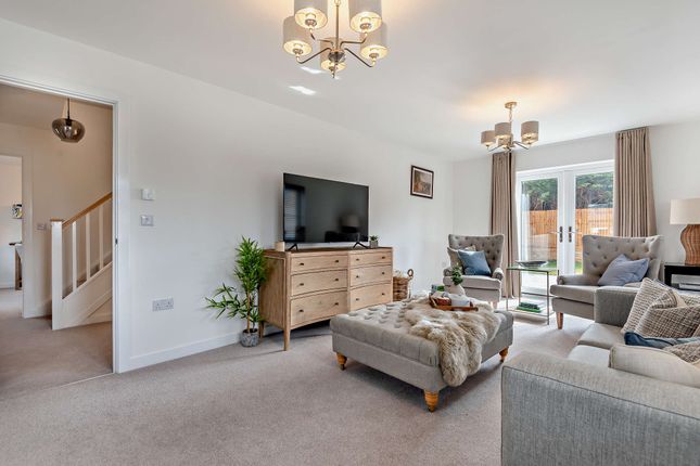 9, Elderbank Close, Twyning photo 5