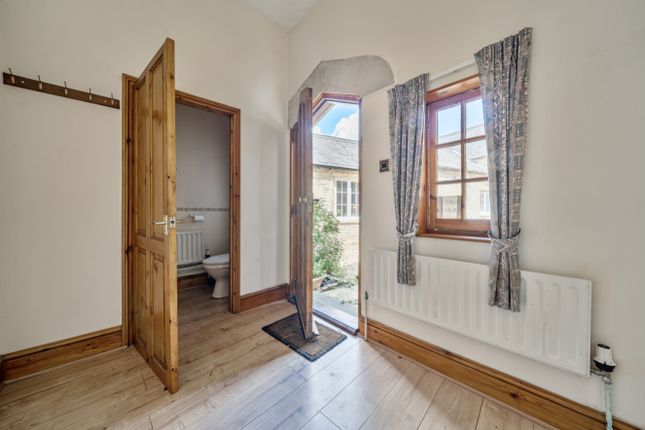 Grey Gables, Lincoln Road, Sleaford photo 3