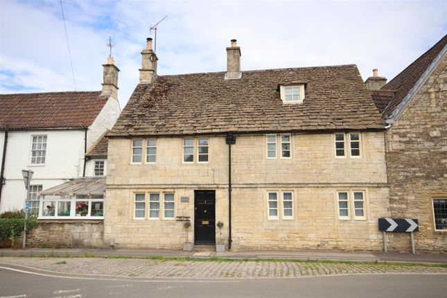 4-bed house on Thrums, High Street, Chippenham, £595,000