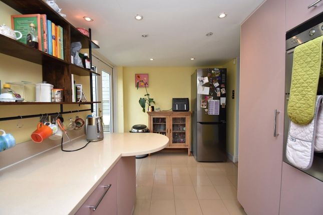 23, Poyntz Road, London photo 5