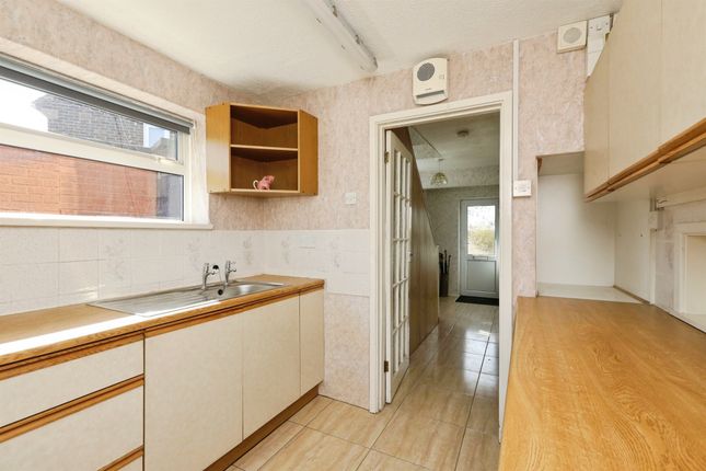 75, Windmill Lane, WORKSOP photo 4