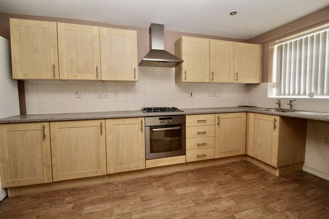 12, Buckland End, Birmingham photo 4