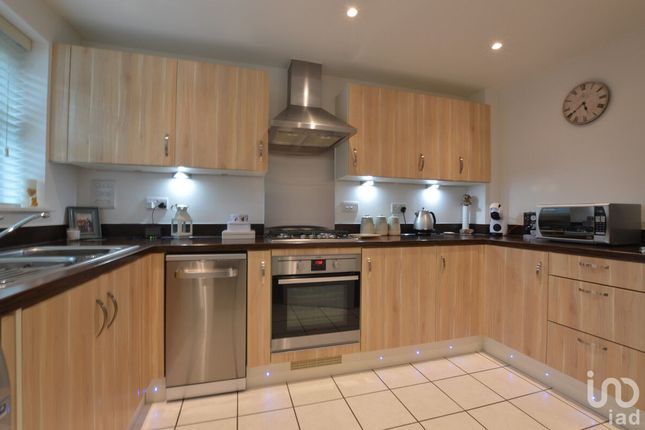 Thumbnail Terraced house for sale in Felstead Crescent, Stansted