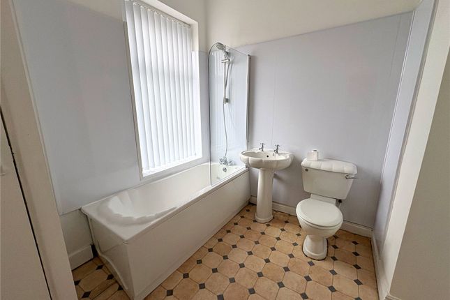 120A, Birch Street, Greater Manchester photo 3