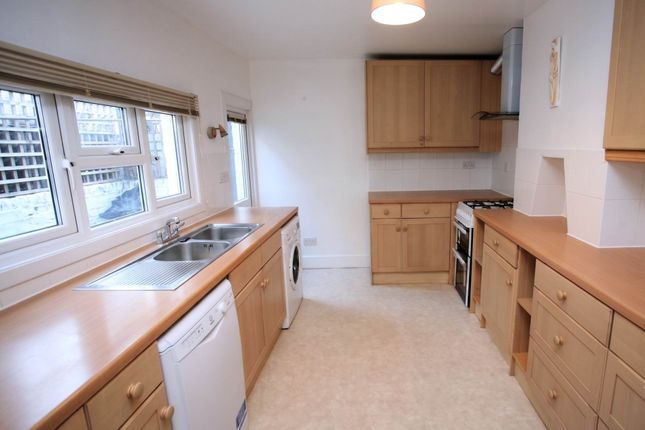 35, Mossford Street, London photo 3