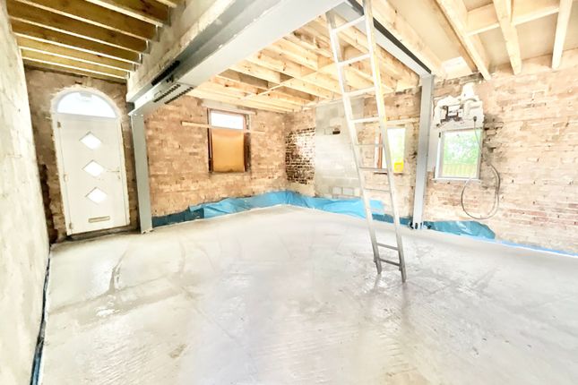 455 Uttoxeter Road, Stoke-On-Trent photo 3