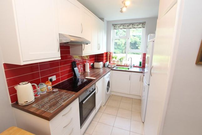 Thumbnail Flat to rent in Rose View, Hollies Court, Addlestone