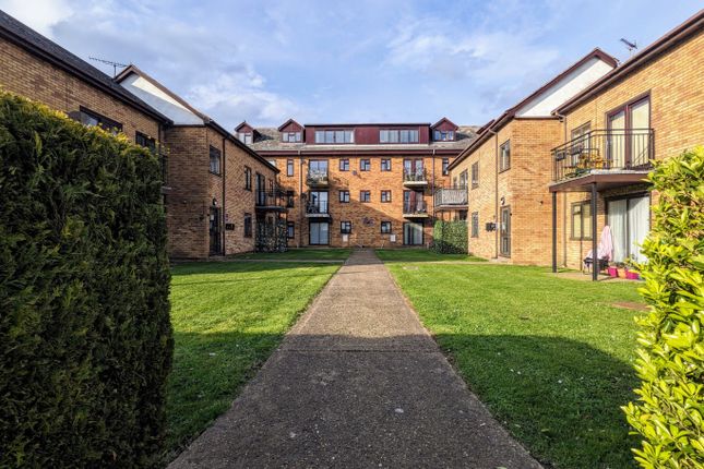 Flat for sale in The Everglades, London Road, Hadleigh