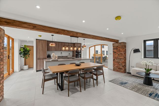 1 Westbrook Farm Hollow Lane, Frodsham photo 3