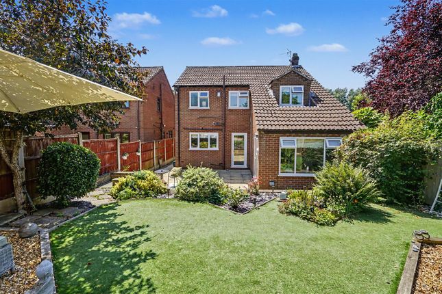 31, Meadow Close, Derbyshire photo 4