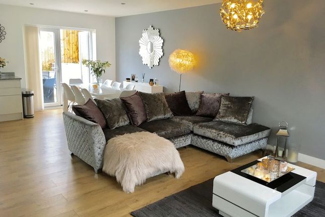 7a, Helens Road, Winscombe photo 4