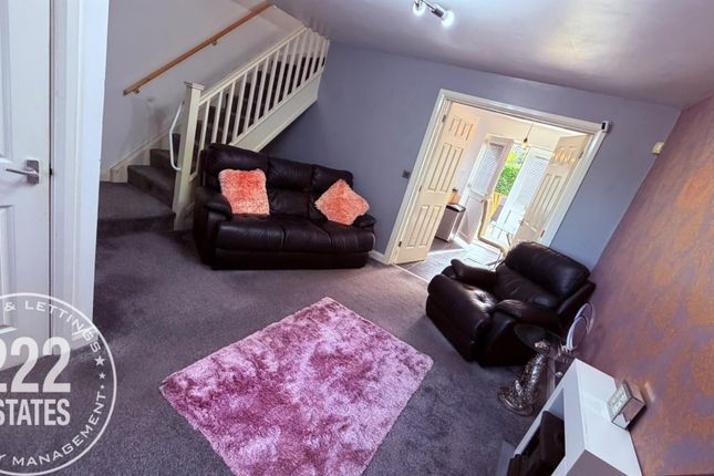 31, Lysander Drive, Warrington photo 2