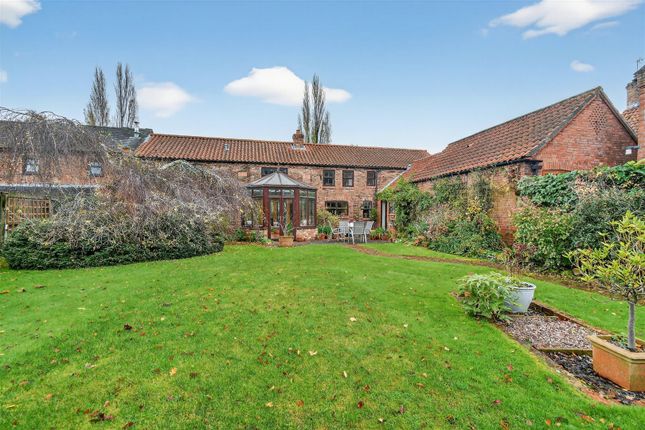 Haggwood Barn, Broad Highway, York photo 3
