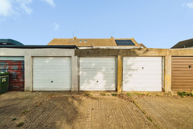 46, Roedean Road, Worthing photo 3