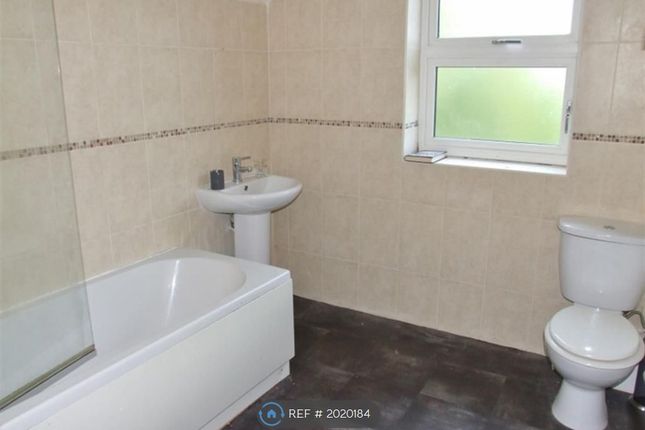 End terrace house to rent in Hebble View, Siddal, Halifax