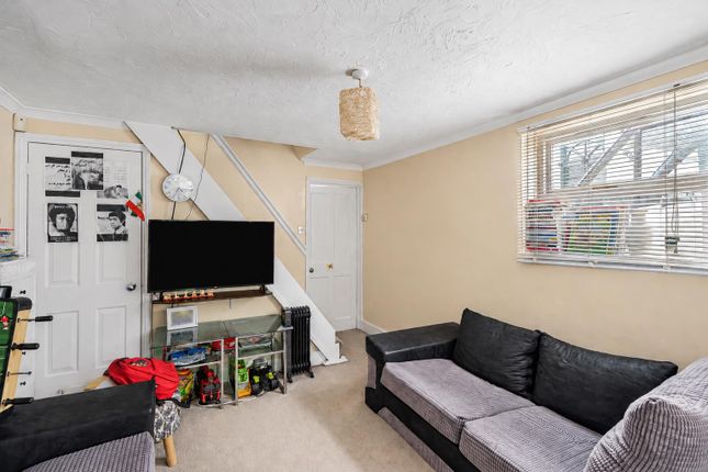 4, Bullocks Lane, Hertford photo 4