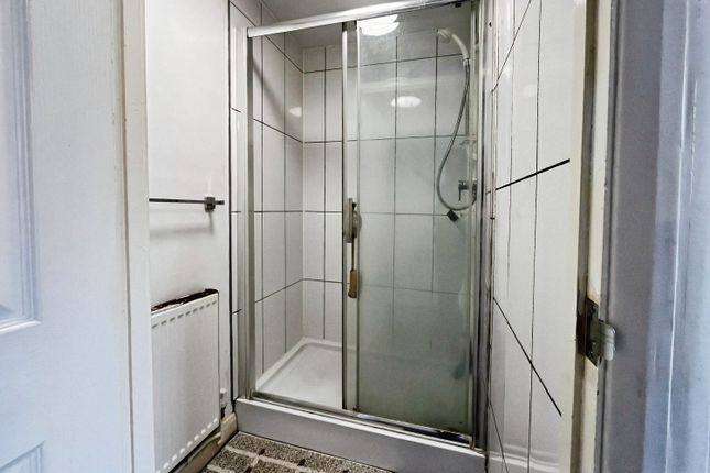 Room 4, 100, Lyde Road, Somerset photo 5