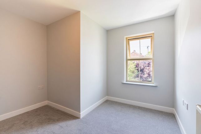 7 Moss House Court, Sheffield photo 4