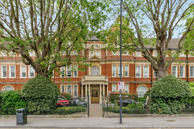 Thumbnail Flat for sale in Searle House, Kingsway Square, 98 Battersea Park Road, London