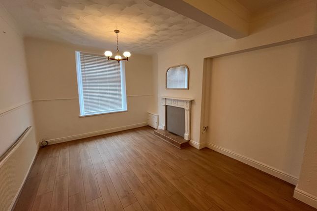 13 Gelli Street, Swansea photo 3