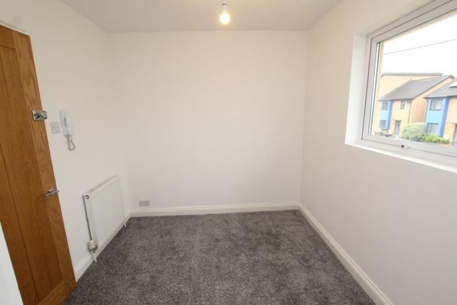 Room to rent in Dodisham Walk, Fishponds, Bristol