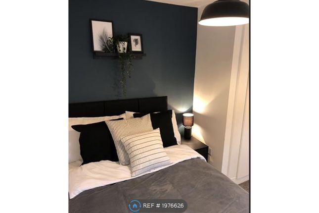 Room to rent in Market St, Rugby