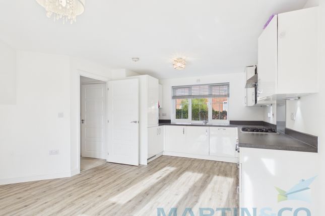 Thompson Drive, Storrington photo 3