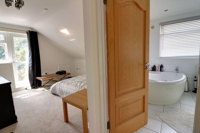 Bedroom/En Suite