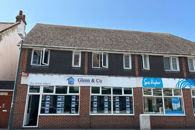 Thumbnail Flat to rent in Caroline Court, 22-24 Station Road, Birchington, Kent