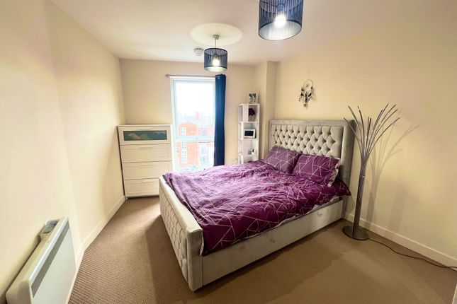 Flat to rent in The Pulse, 50 Manchester Street, Old Trafford