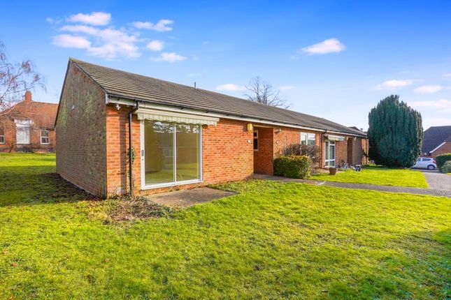 28, Gorringe Avenue, Dartford photo 2