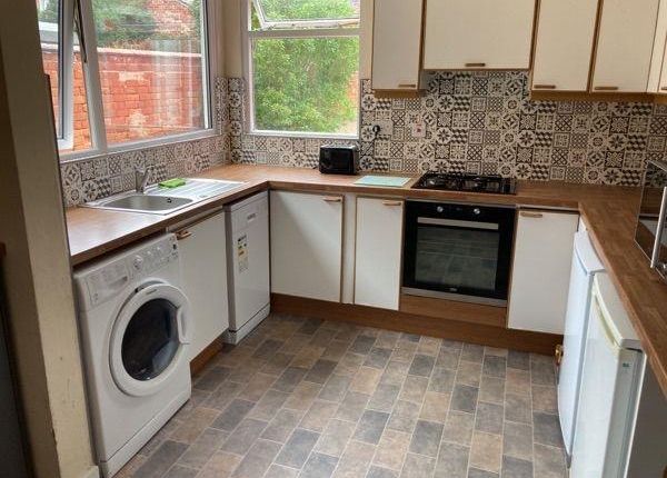 Semi-detached house to rent in West Parade, Lincoln