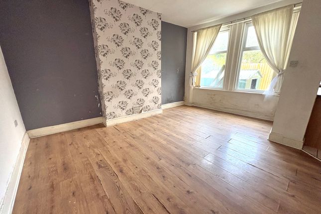 4, Caerwys Grove, BIRKENHEAD photo 5