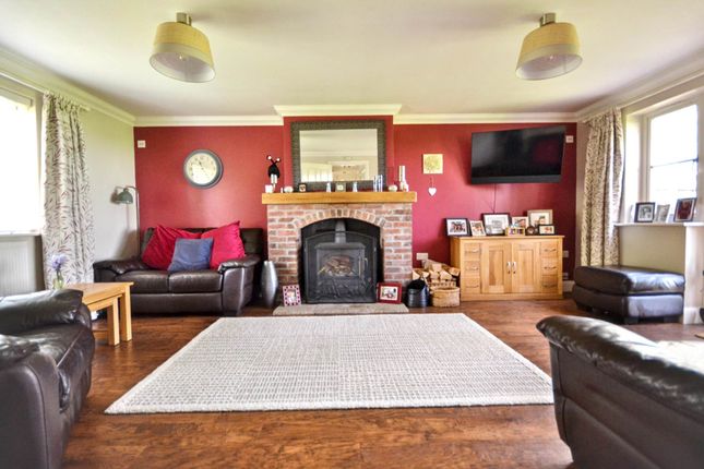 3, Quarry Close, Gloucester photo 4